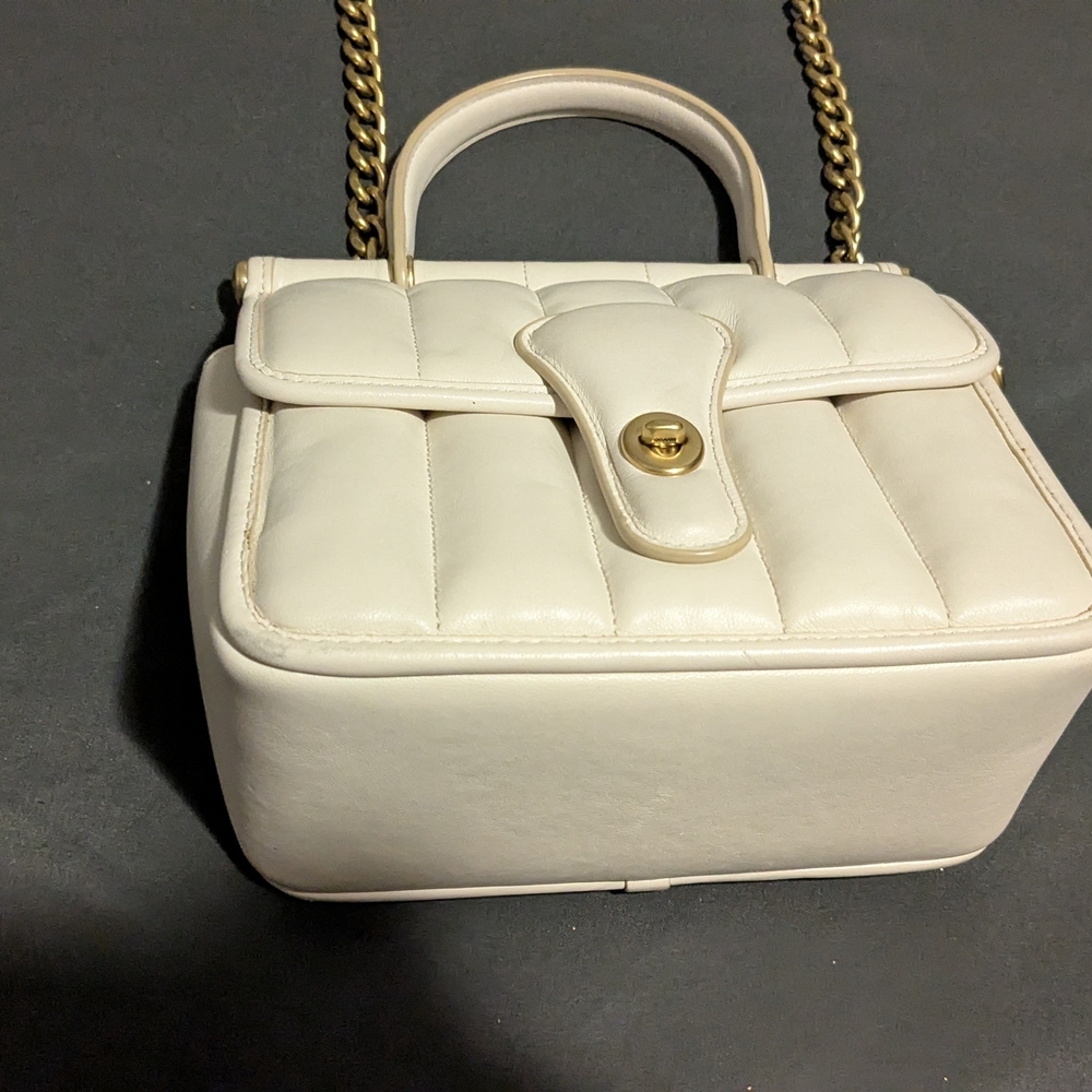 Coach Willis Top Handle 18 Women's Bag - Brass/Chalk - Picture 3 of 9